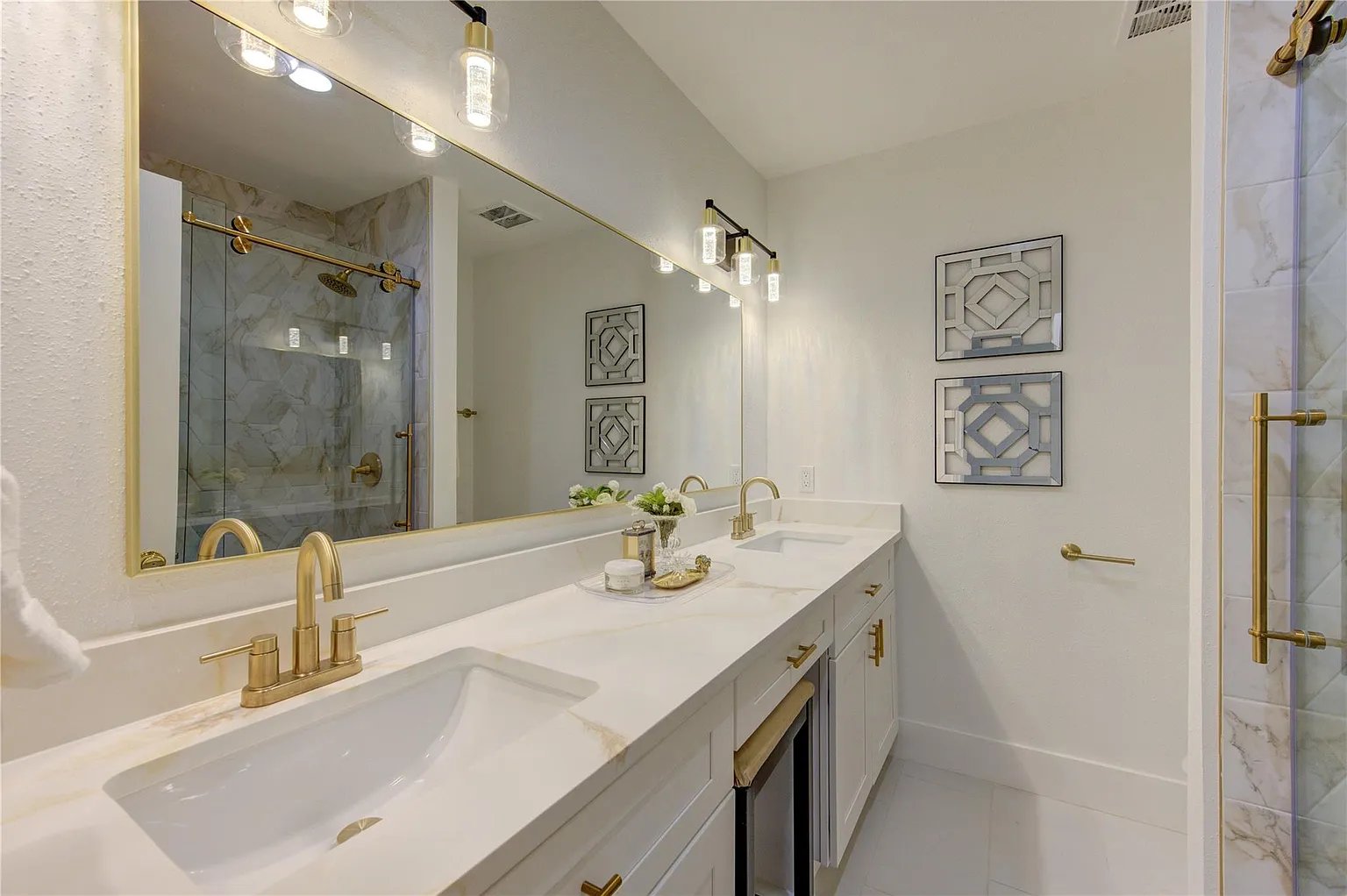 Master Bathroom Vanity